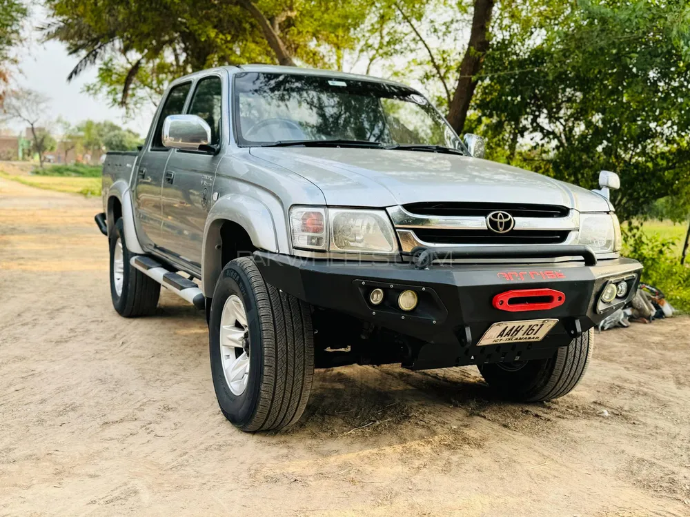 Toyota Hilux 2000 for sale in Sahiwal