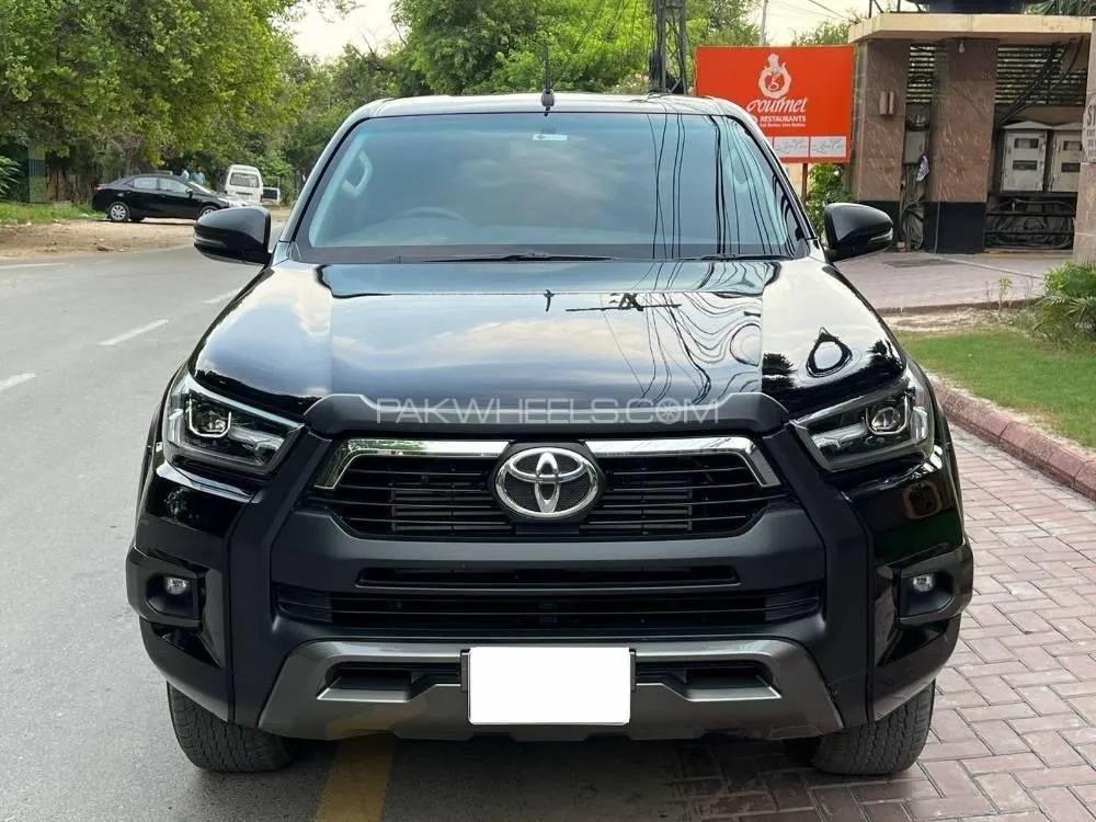 Toyota Hilux 2023 for sale in Lahore