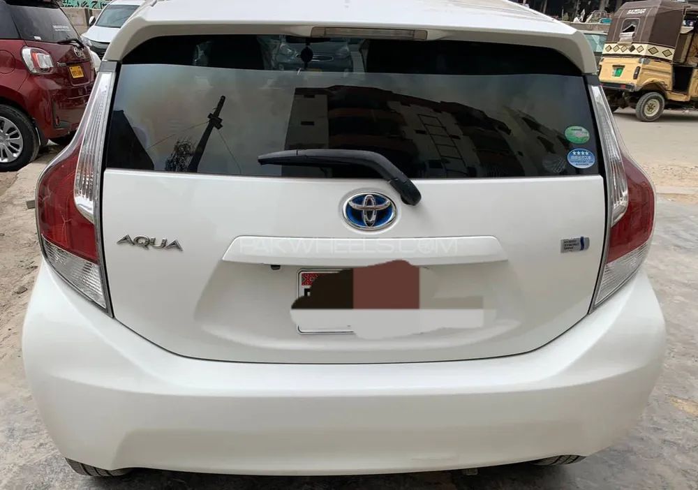 Toyota Aqua 2015 for sale in Hyderabad