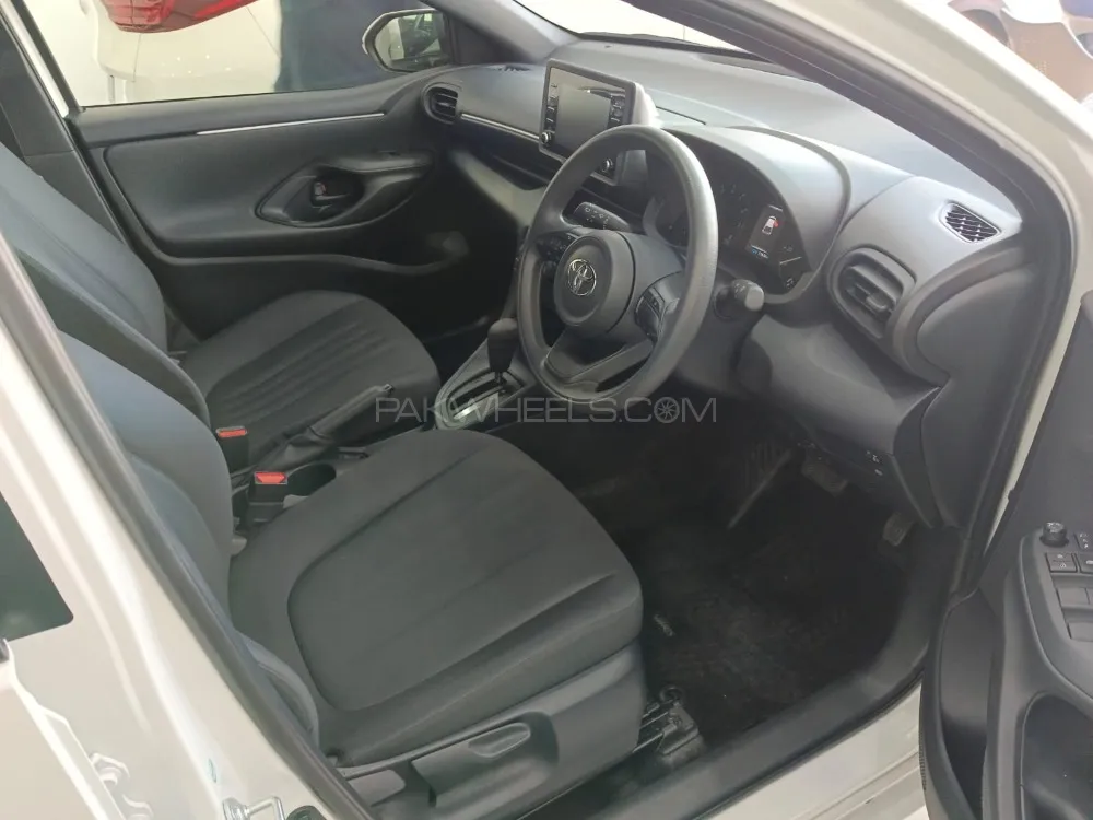 ٹویوٹا Yaris Hatchback 2020 for Sale in ملتان Image-1