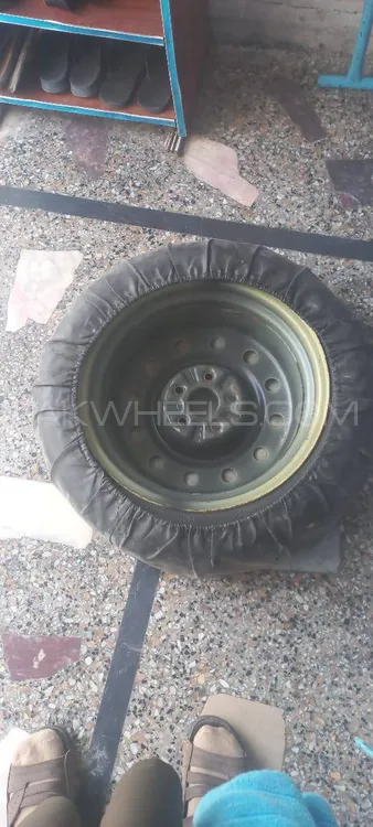 vezel spare tire Image-1