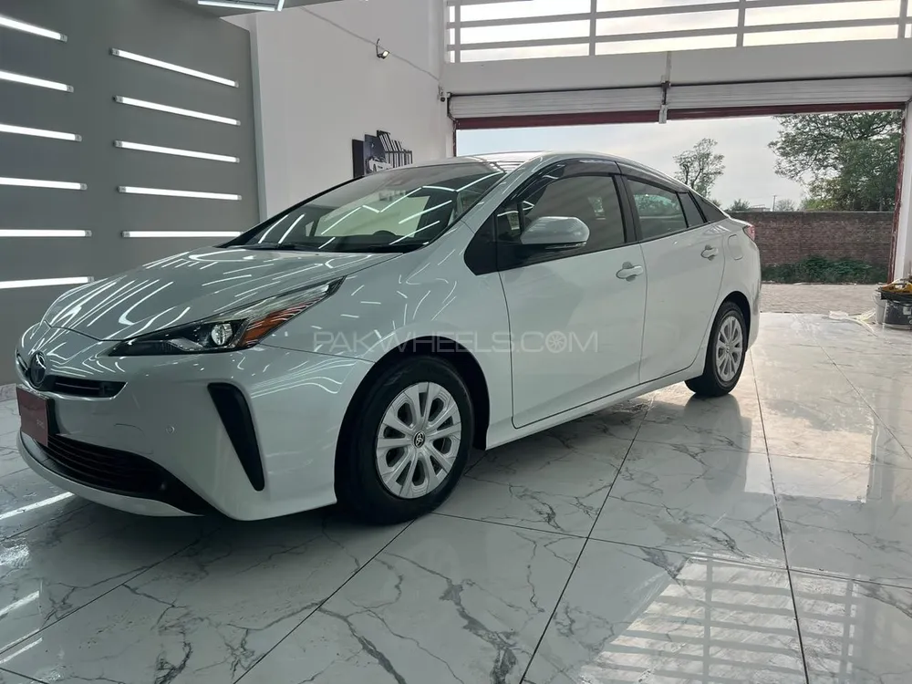 Toyota Prius 2021 for sale in Peshawar