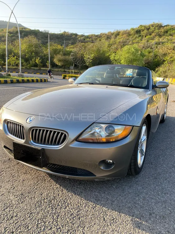 BMW Z4 2004 for sale in Islamabad