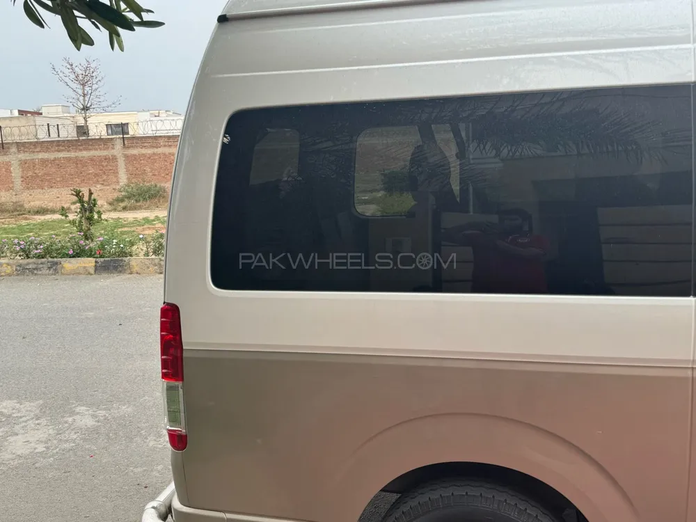 Toyota Hiace 2016 for sale in Faisalabad