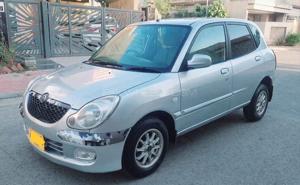 Toyota Duet 2004 for sale in Lahore
