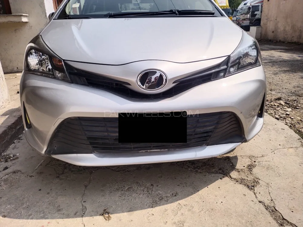 Toyota Vitz 2016 for Sale in Sialkot Image-1