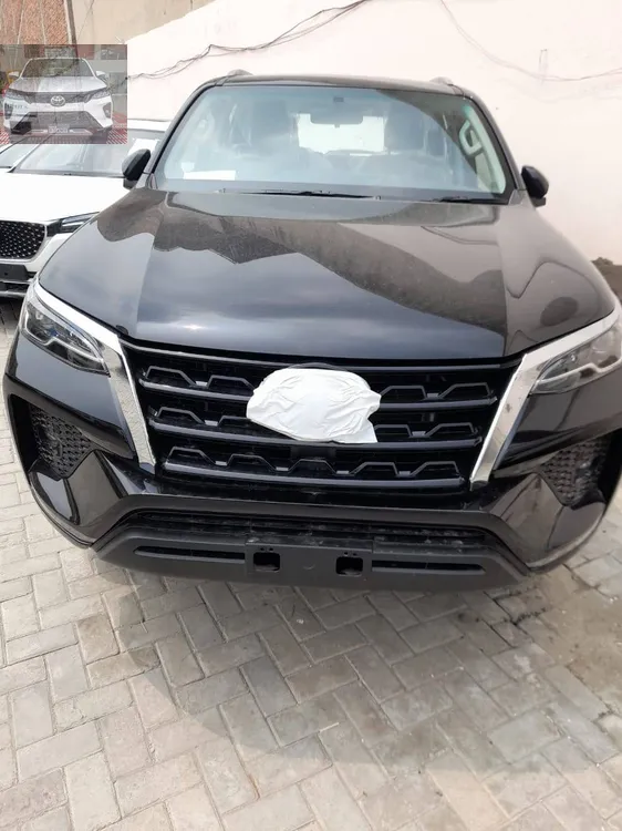 Toyota Fortuner 2023 for Sale in Lahore Image-1