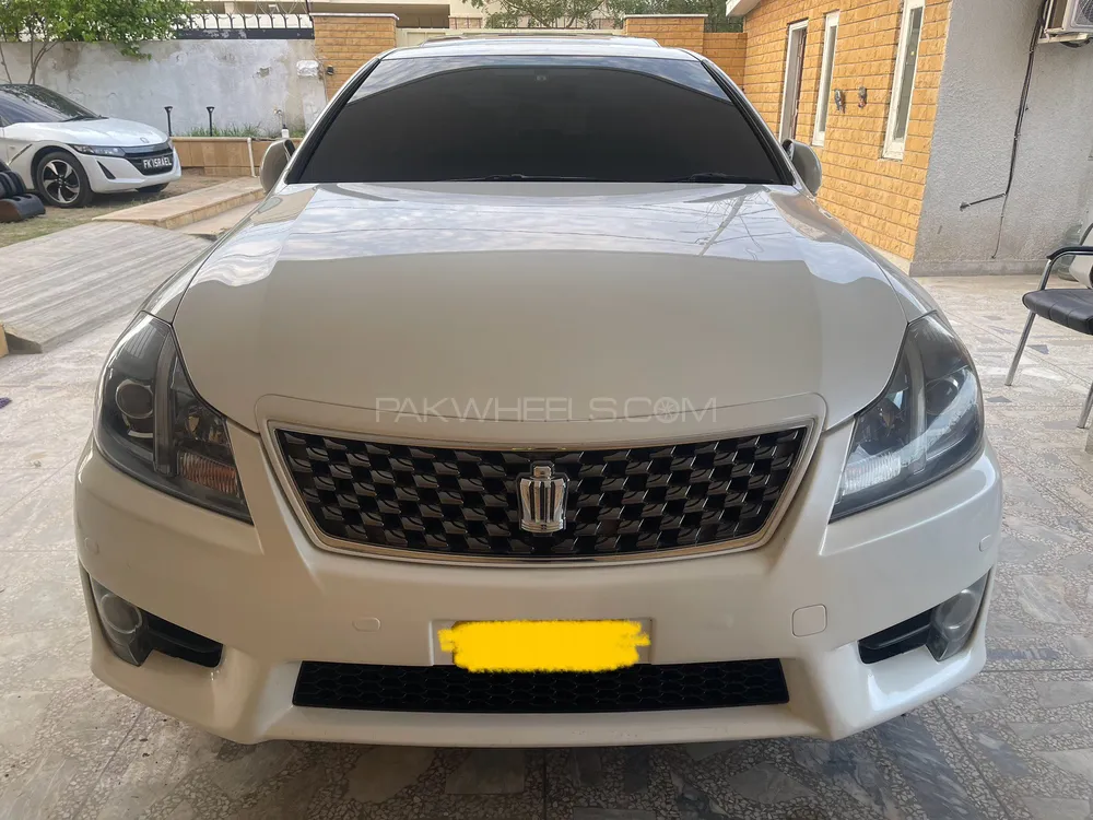 Toyota Crown 2010 for Sale in Karachi Image-1