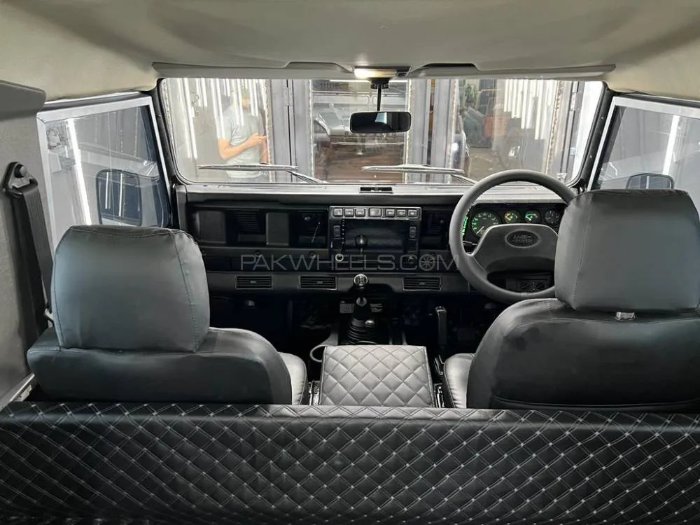 Land Rover Defender 2005 for sale in Islamabad