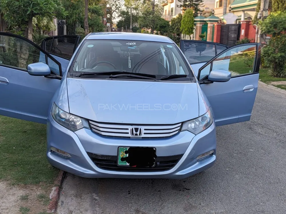 Honda Insight 2010 for Sale in Lahore Image-1