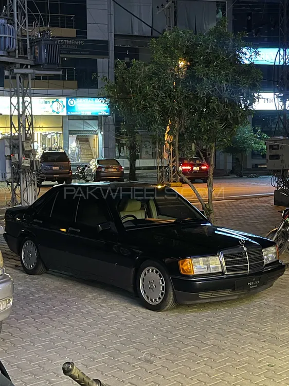 Mercedes Benz E Class 1987 for sale in Lahore