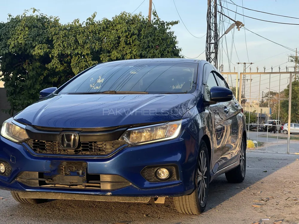 Honda Grace Hybrid 2018 for sale in Lahore