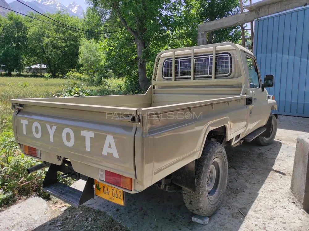 Toyota Land Cruiser 1987 for Sale in Chitral Image-1