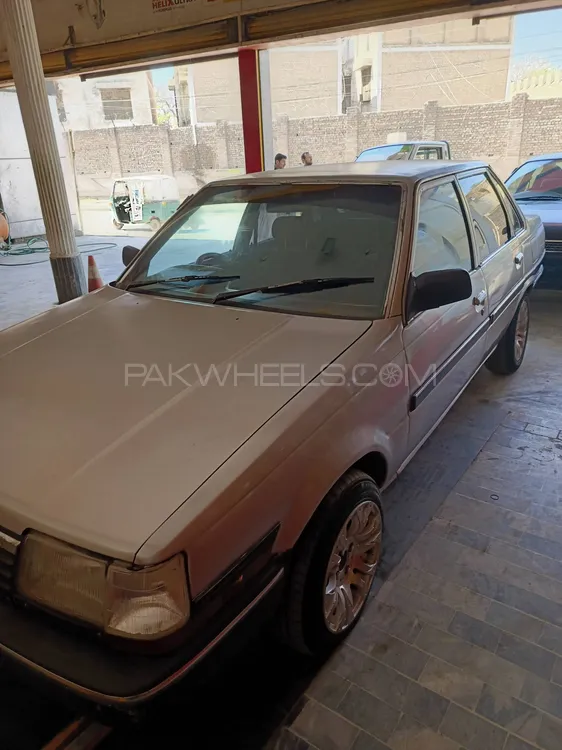 Toyota Corona 1986 for sale in Peshawar