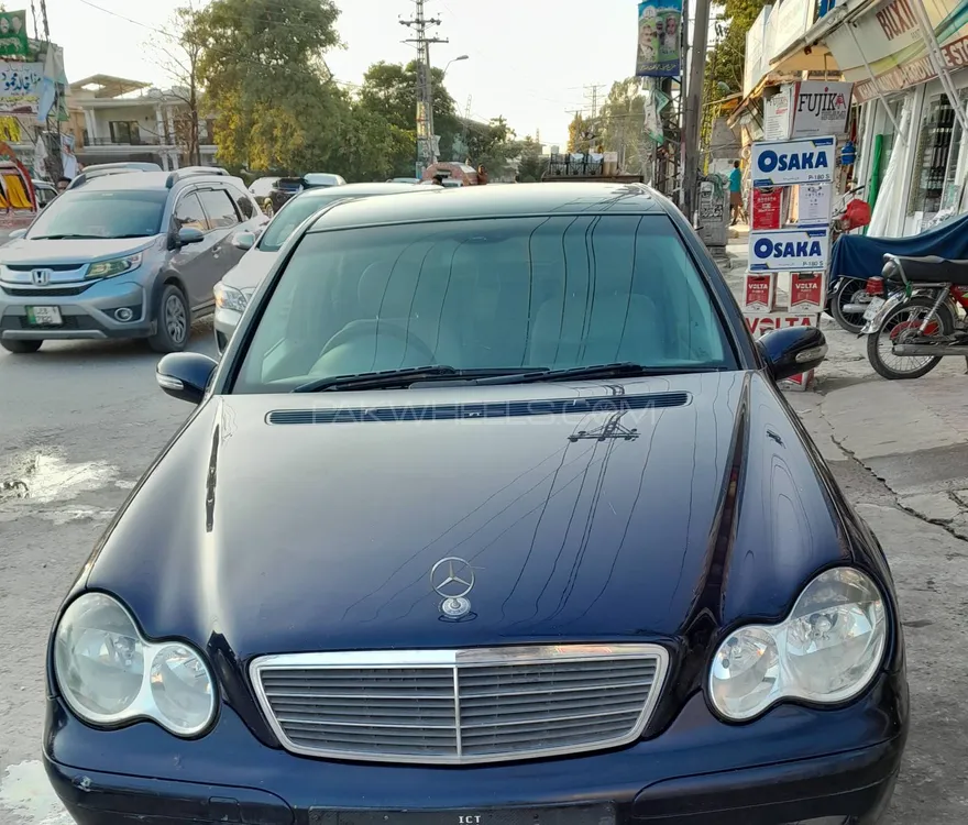 Mercedes Benz C Class 2004 for Sale in Rawalpindi Image-1