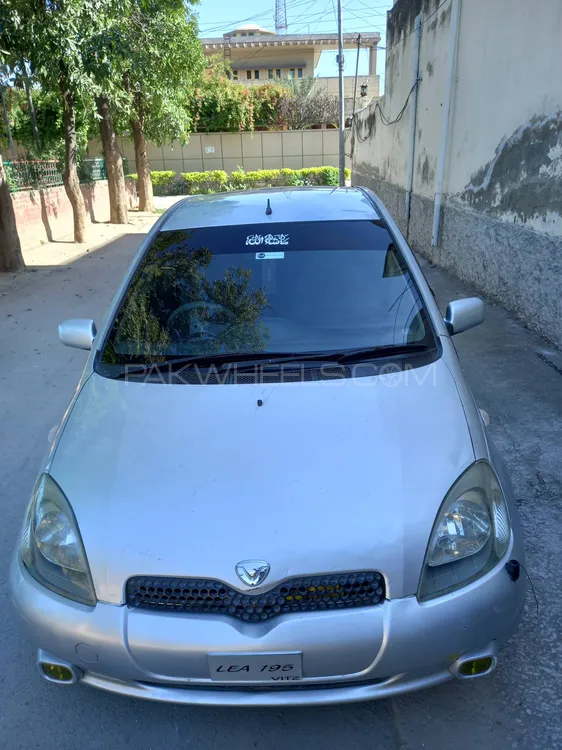 Toyota Vitz 1999 for Sale in Mardan Image-1