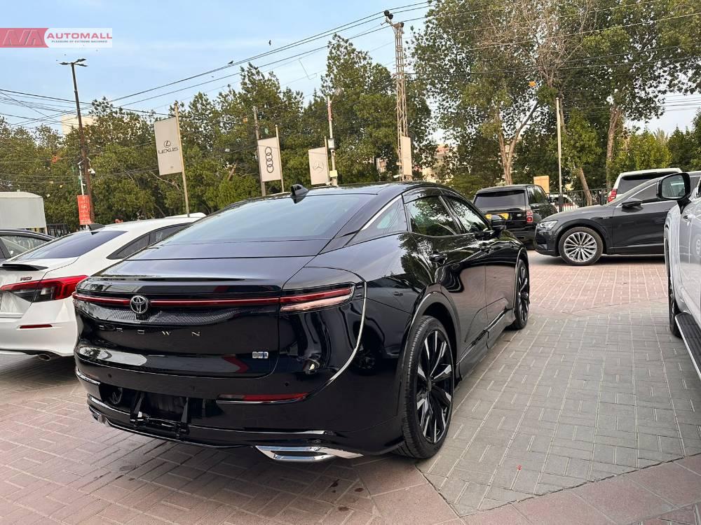 Toyota crown Platinum hybrid 
Model  :2022/2023 
Milage  : zero meter 
Import :2024
Platinum ( top variant ) 
Engine : 2.4 petrol Hybrid Turbo charged
340 hp (0 to 100 5.6second) 

Manufactured year December 2022
On papers ( GD, export certificate) model year is 2023


*Front and Back power seats
*Wireless charger
*Paddle shifter 
*HUD 
*5 cameras with 360 view
*radar

Calling and Visiting Hours

Monday to Saturday

11:00 AM to 7:00 PM