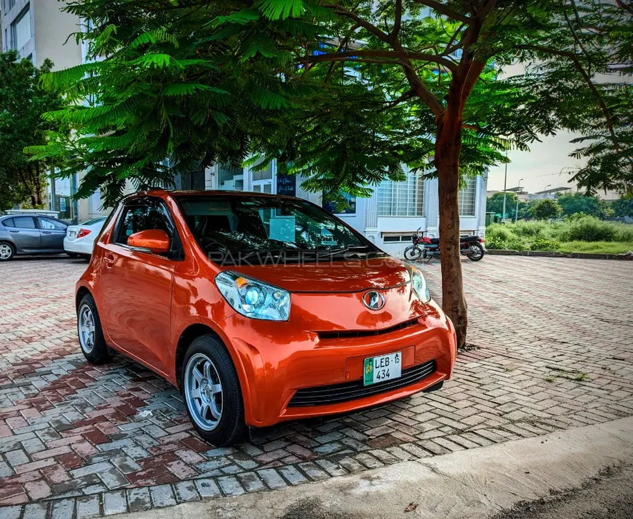 Toyota iQ 2015 for Sale in Lahore Image-1