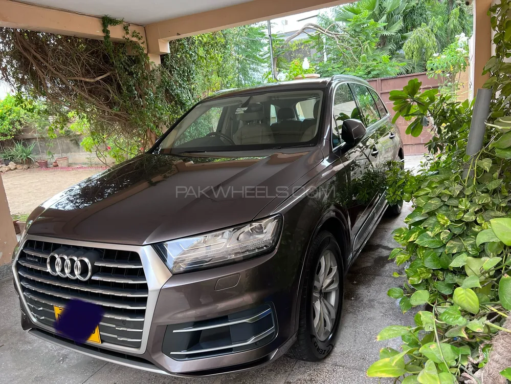 Audi Q7 2018 for Sale in Karachi Image-1