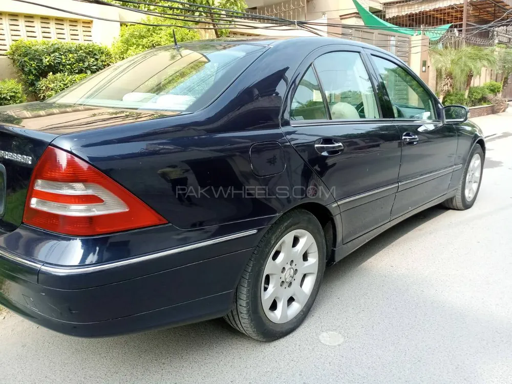 Mercedes Benz C Class 2005 for sale in Lahore