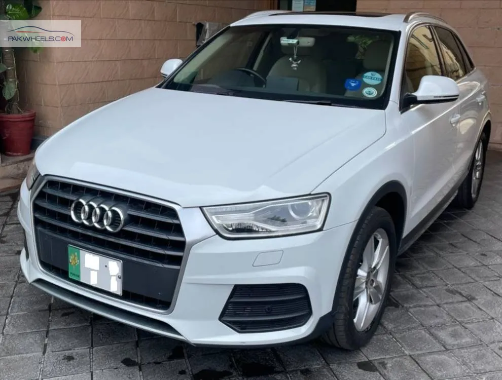 Audi Q3 2016 for sale in Lahore