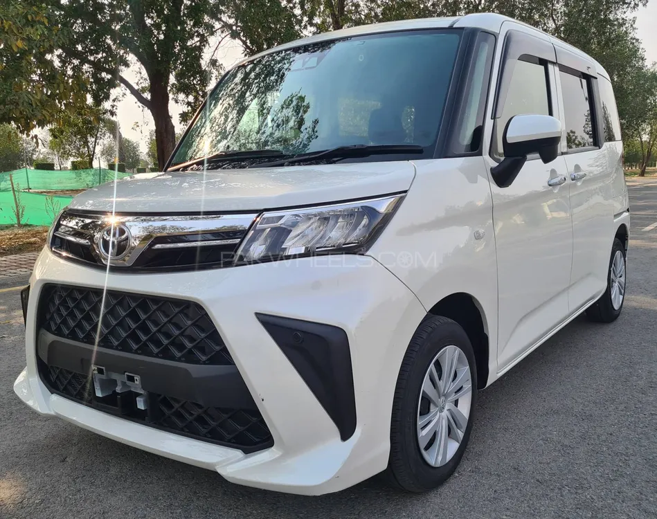 Toyota Roomy 2021 for Sale in Lahore Image-1