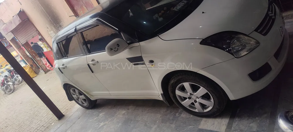Suzuki Swift 2017 for Sale in Bahawalpur Image-1
