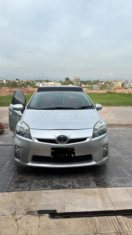 Toyota Prius 2009 for sale in Islamabad