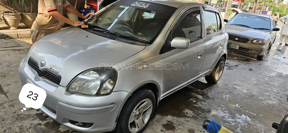 Toyota Vitz 1999 for Sale in Sahiwal Image-1