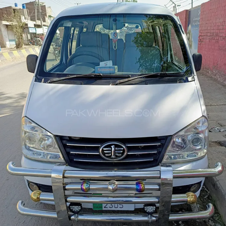 FAW X-PV 2018 for Sale in Faisalabad Image-1
