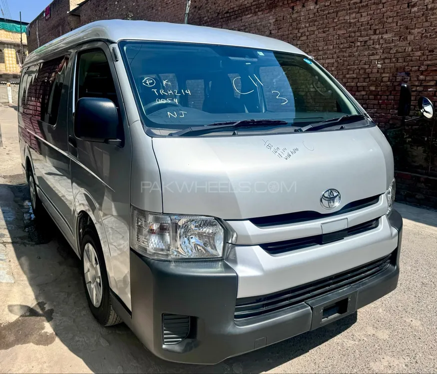 Toyota Hiace 2018 for sale in Peshawar