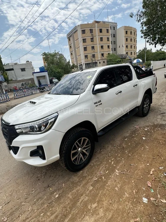 Toyota Hilux 2016 for sale in Karachi