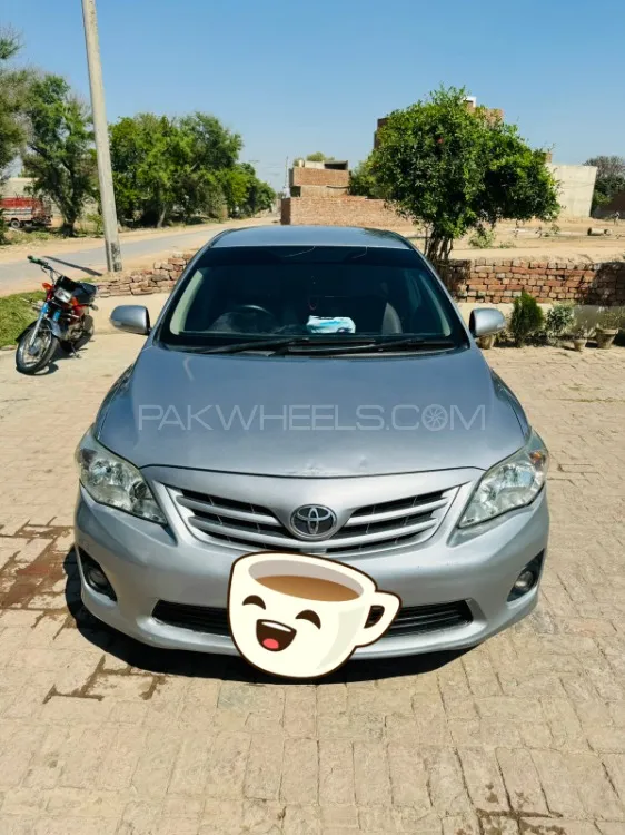 Toyota Corolla 2013 for Sale in Chichawatni Image-1