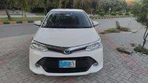 Toyota Corolla Axio Hybrid 1.5 2016 for Sale