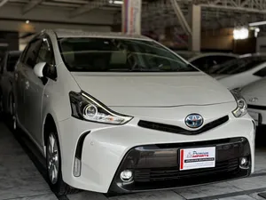 Toyota Prius Alpha G 2020 for Sale