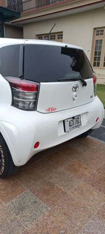Toyota iQ 2009 for Sale in Abbottabad Image-1