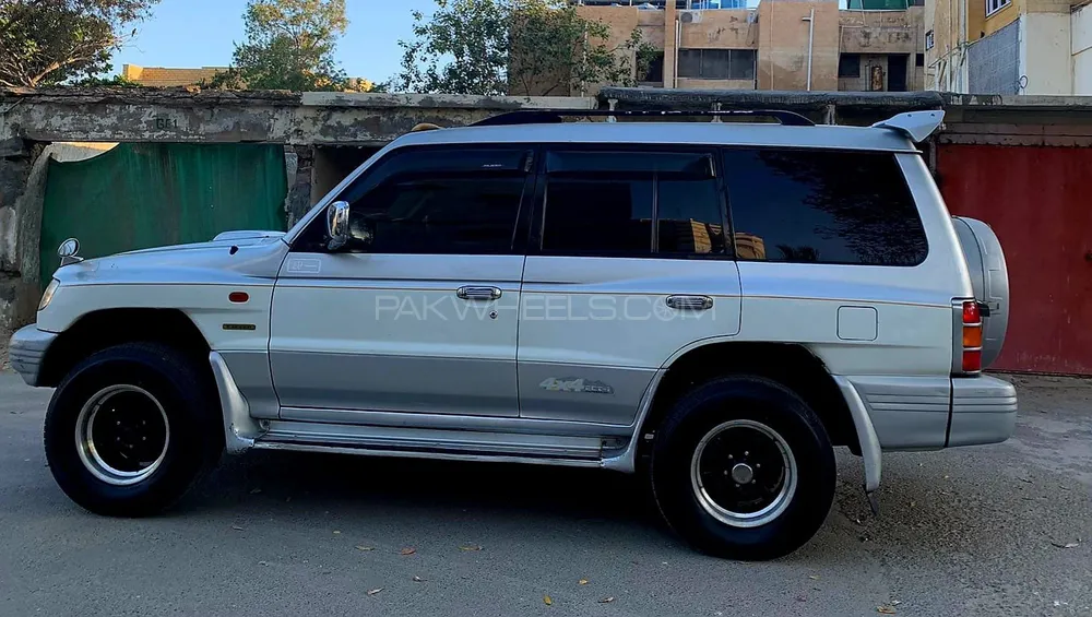 Mitsubishi Pajero 1998 for sale in Karachi