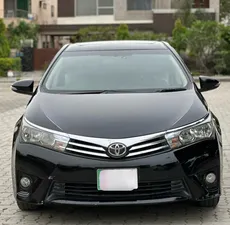 Toyota Corolla Altis Grande CVT-i 1.8 2016 for Sale