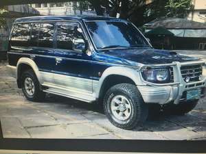 Mitsubishi Pajero - 2005