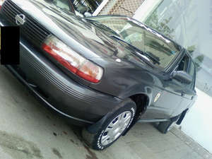 Nissan Sunny - 1992