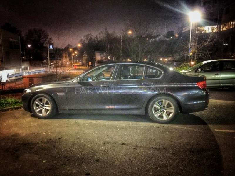 BMW 5 Series - 2011 MoneyGuzzler BMW 5 Series - 2011 MoneyGuzzler Image-3