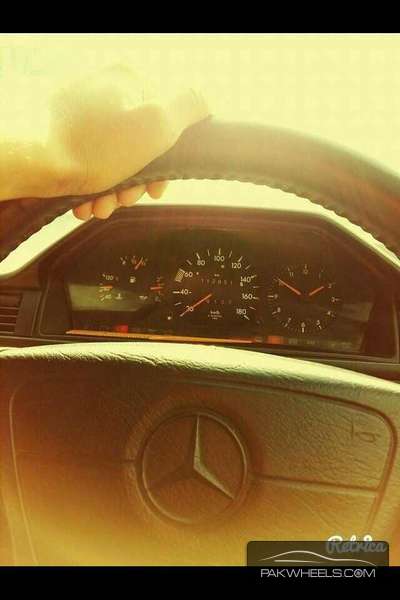 Mercedes Benz 200 D - 1994 mercedes Mercedes Benz 200 D - 1994 mercedes Image-3