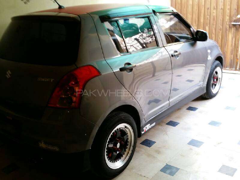 Suzuki Swift - 2011  Suzuki Swift - 2011  Image-6