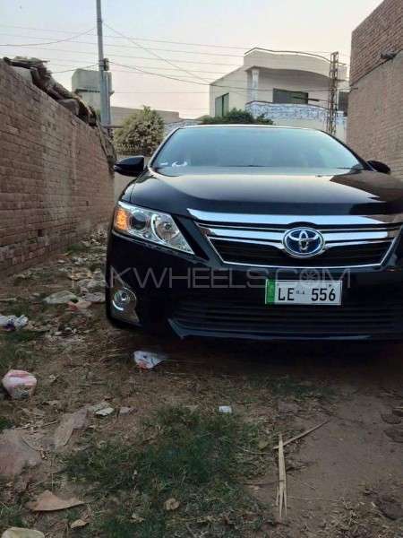 Toyota Camry - 2014  Toyota Camry - 2014  Image-2