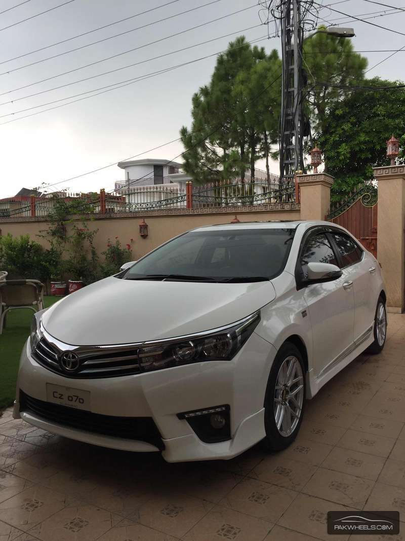 Toyota Corolla - 2015 grande Toyota Corolla - 2015 grande Image-2