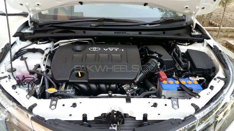 Toyota Corolla - 2015  Toyota Corolla - 2015  Image-2
