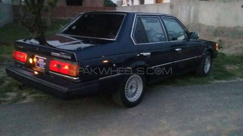 Toyota Corona - 1983 Thunder X Toyota Corona - 1983 Thunder X Image-2