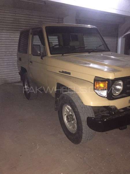 Toyota Land Cruiser - 1987 TWINS browni Toyota Land Cruiser - 1987 TWINS browni Image-4