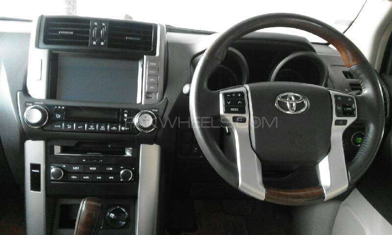 Toyota Prado - 2010  Toyota Prado - 2010  Image-16