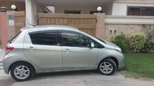 Toyota Vitz - 2011
